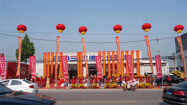 巴德士仿石漆（河北正定店）盛大開業！