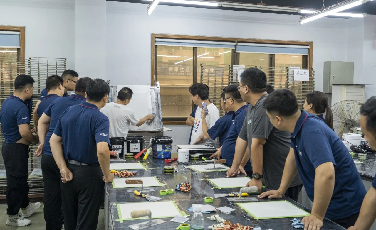 巴德士第二屆裝飾涂料培訓班圓滿落幕！